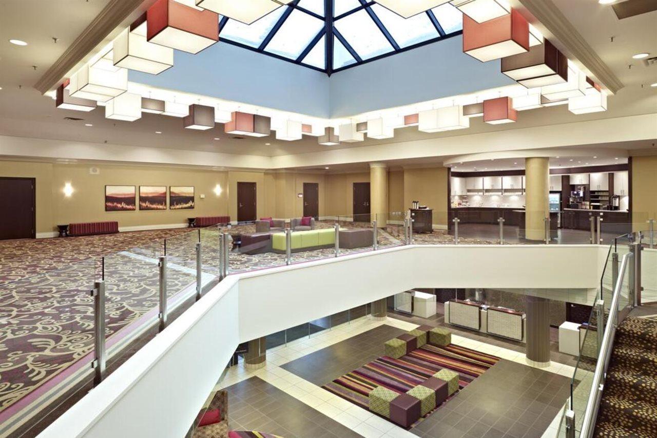 Delta Hotels By Marriott Saskatoon Downtown Exterior photo
