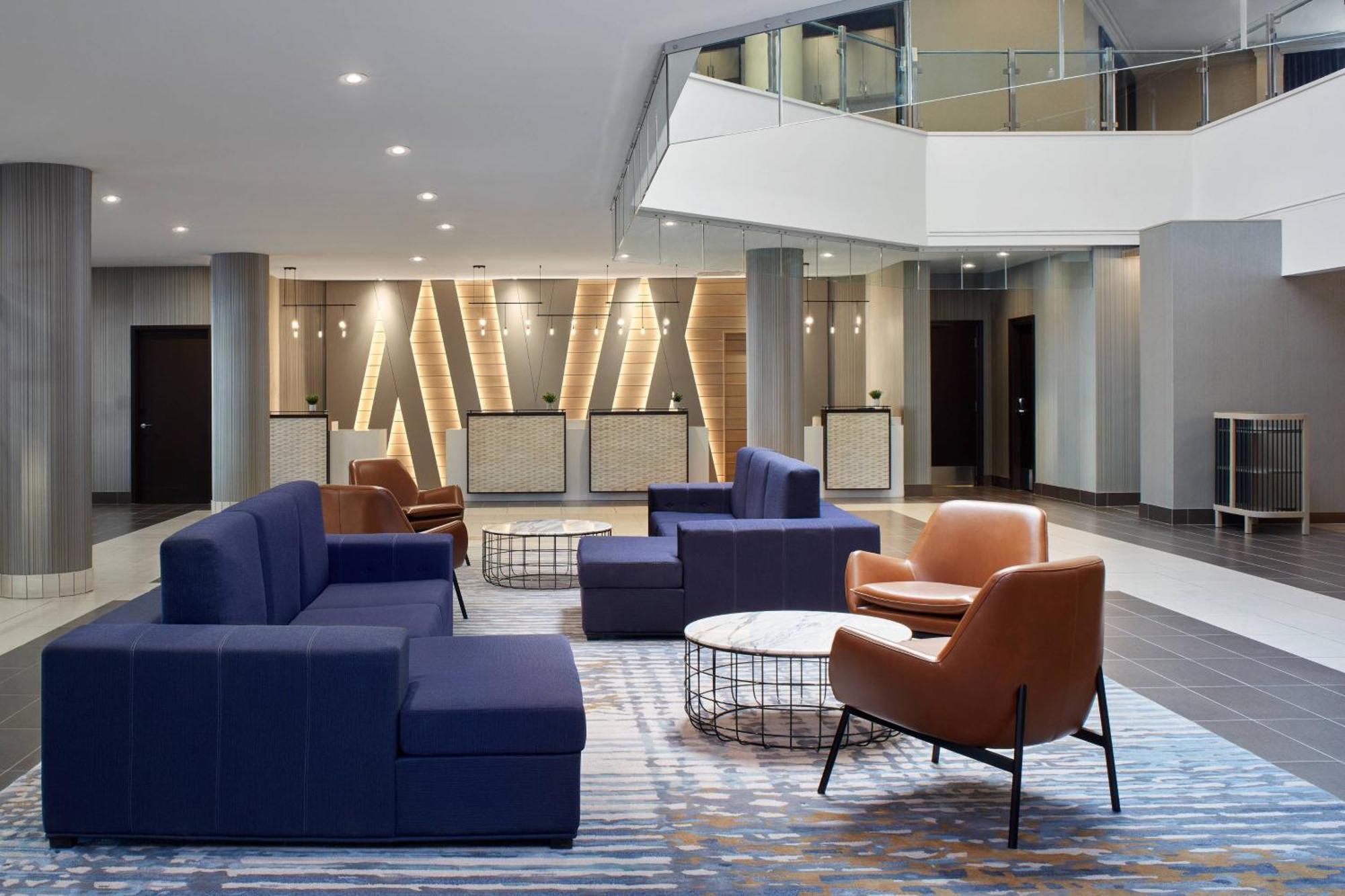Delta Hotels By Marriott Saskatoon Downtown Exterior photo