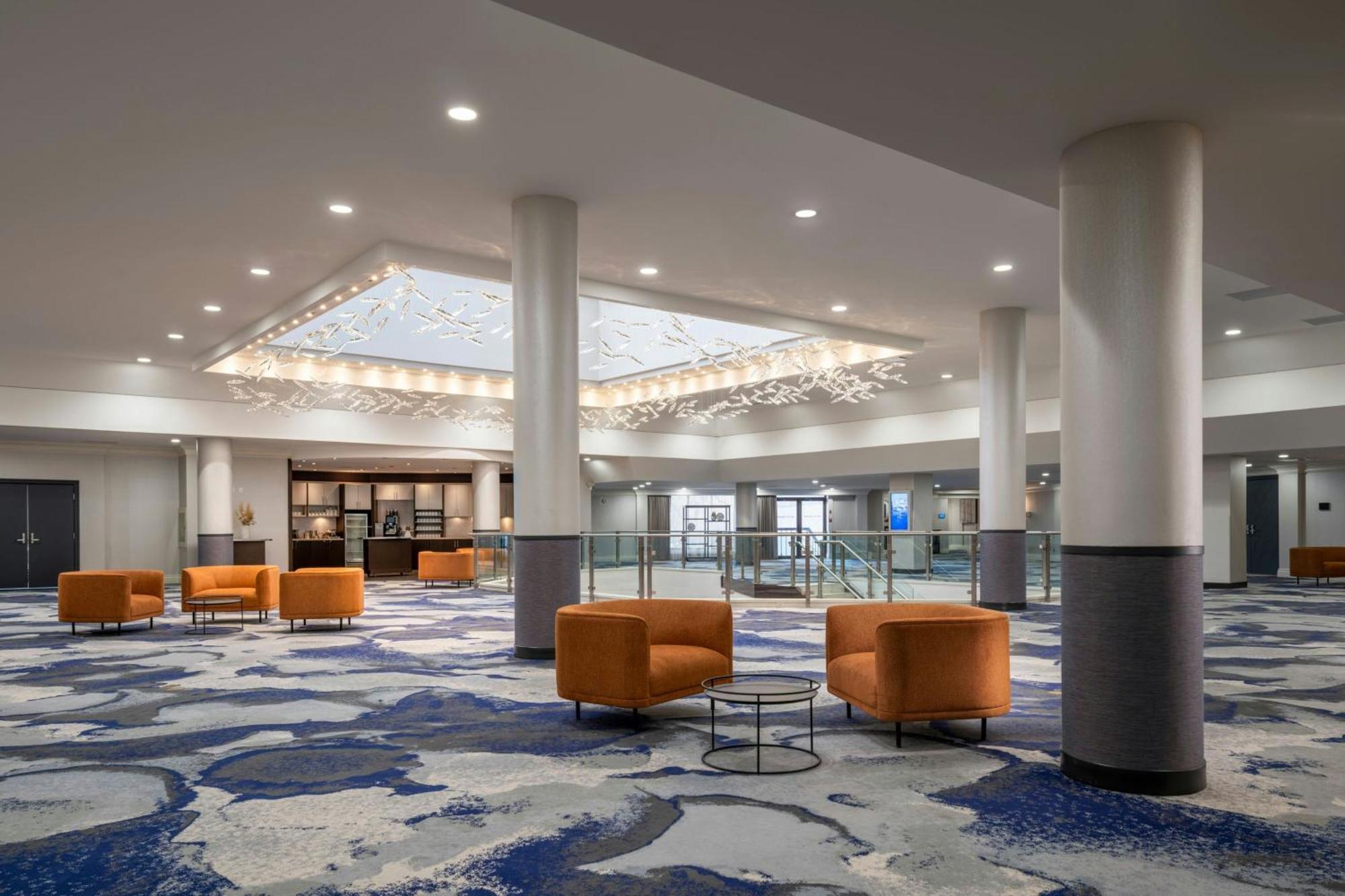 Delta Hotels By Marriott Saskatoon Downtown Exterior photo